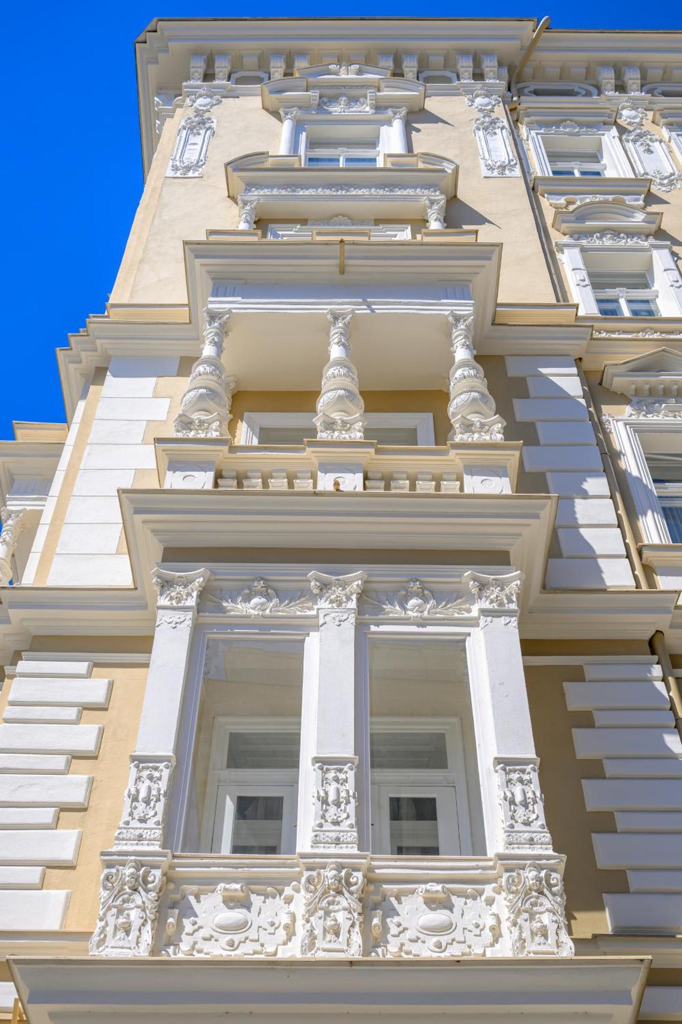 Royal Prague City Apartments Exteriör bild
