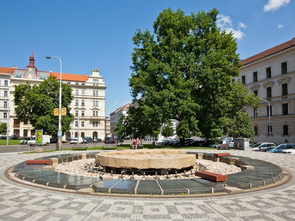 Royal Prague City Apartments Exteriör bild