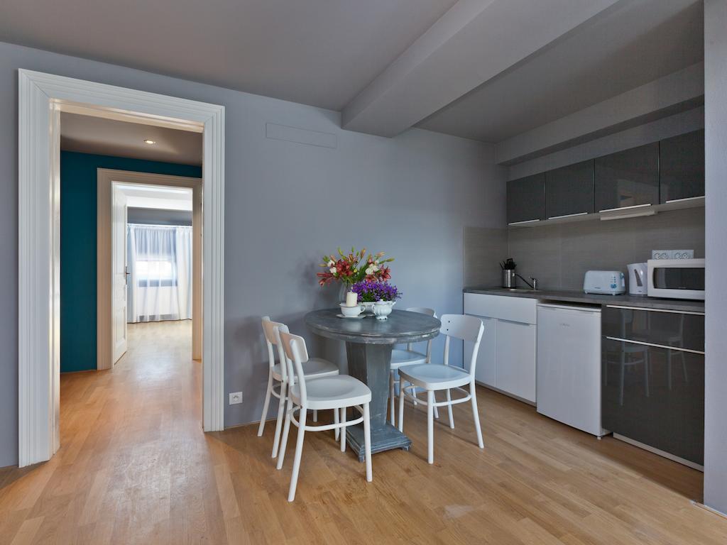 Royal Prague City Apartments Rum bild