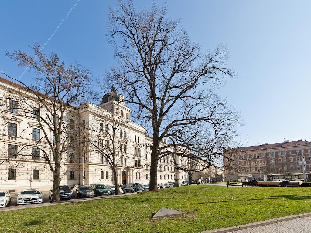 Royal Prague City Apartments Exteriör bild