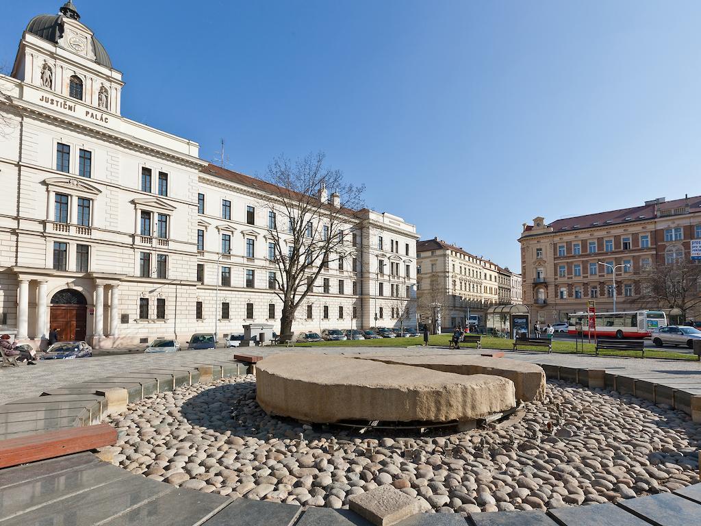 Royal Prague City Apartments Exteriör bild